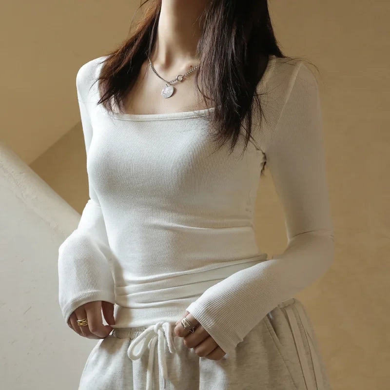 Chic Square Elegance