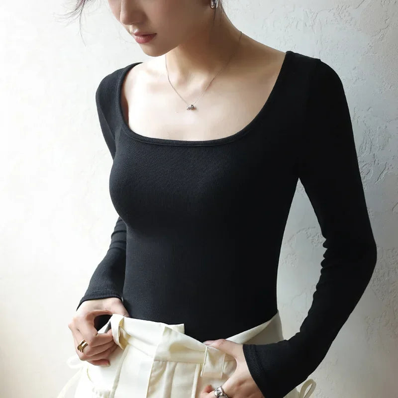 Chic Square Elegance